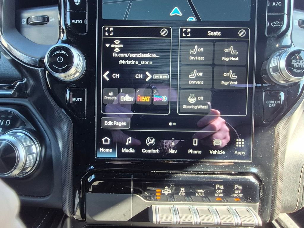 2022 RAM 1500 Limited Crew Cab 4x4 5'7" Box