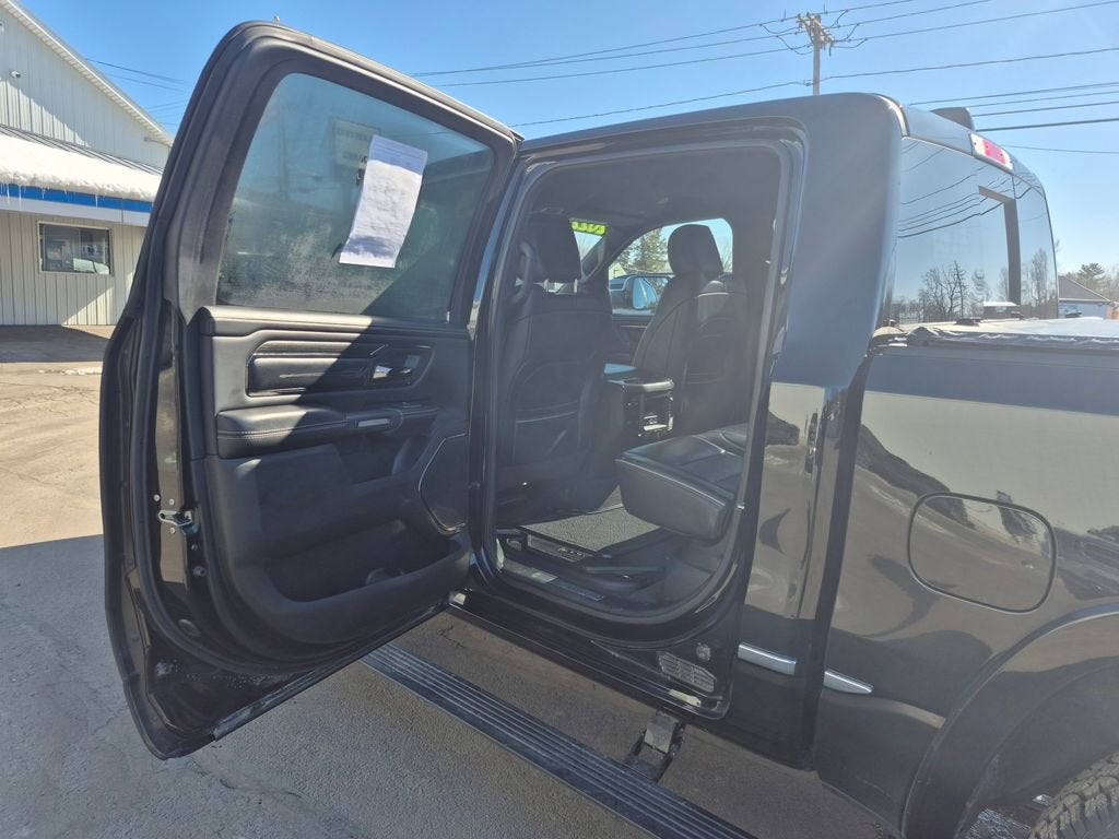 2022 RAM 1500 Limited Crew Cab 4x4 5'7" Box