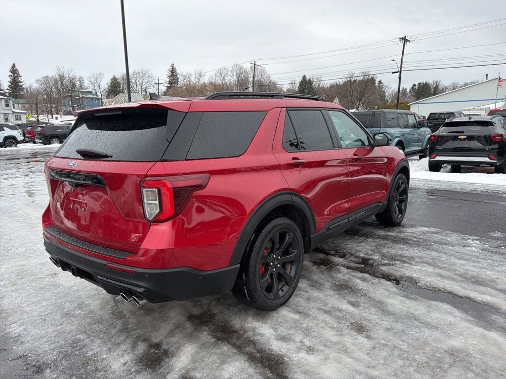 2022 Ford Explorer ST