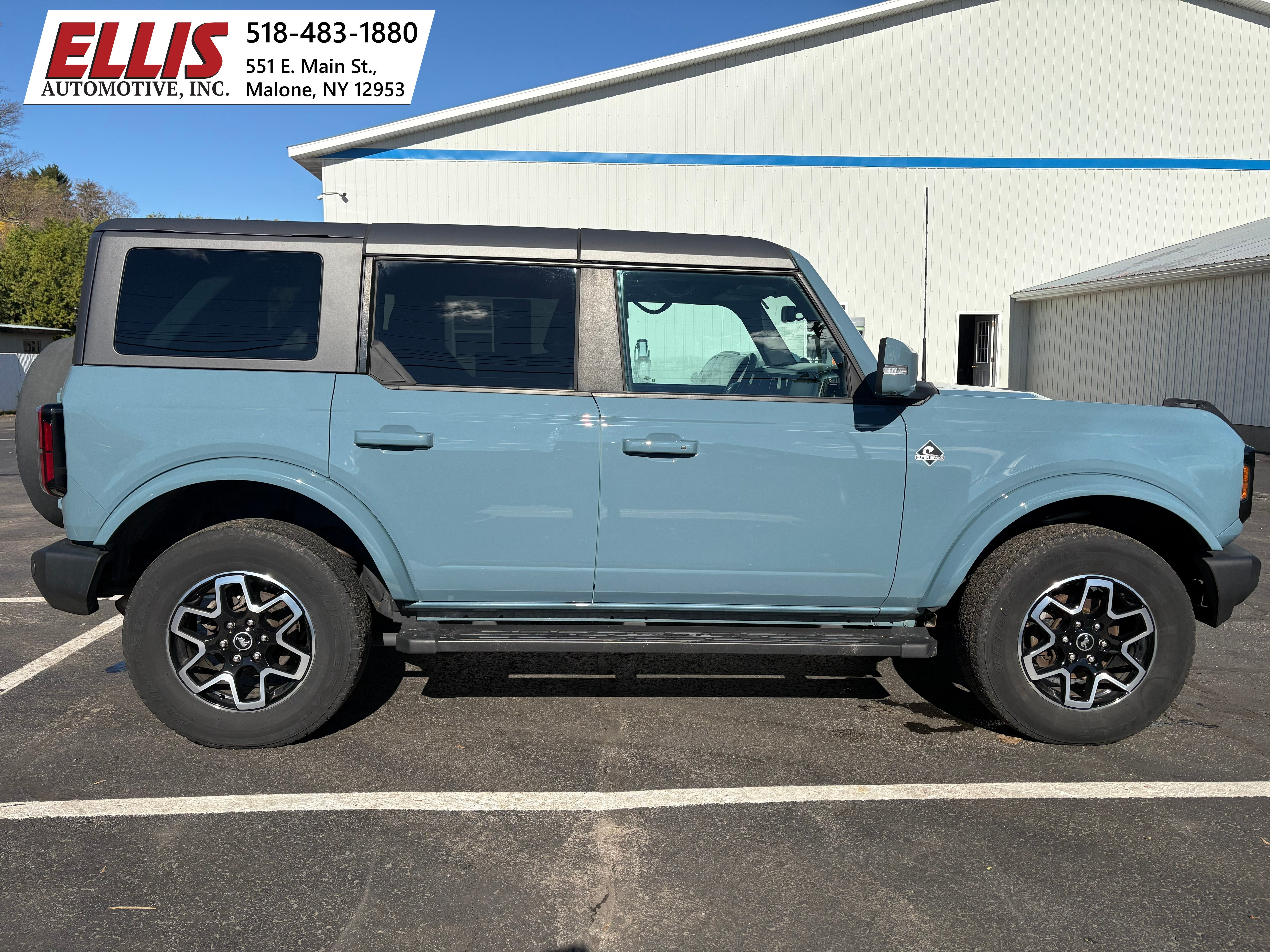 2023 Ford Bronco Outer Banks