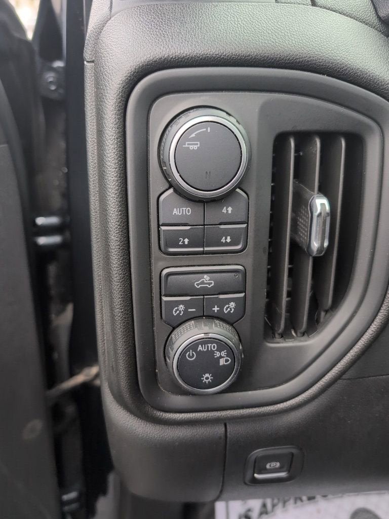 2021 Chevrolet Silverado 1500 Custom Trail Boss