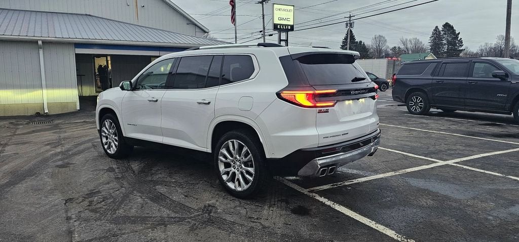 2024 GMC Acadia Denali