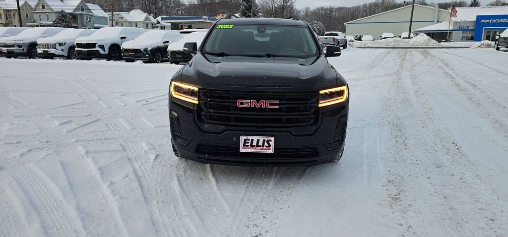 2023 GMC Acadia SLE