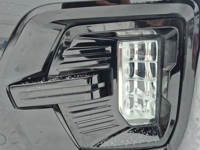 2024 GMC Yukon XL AT4