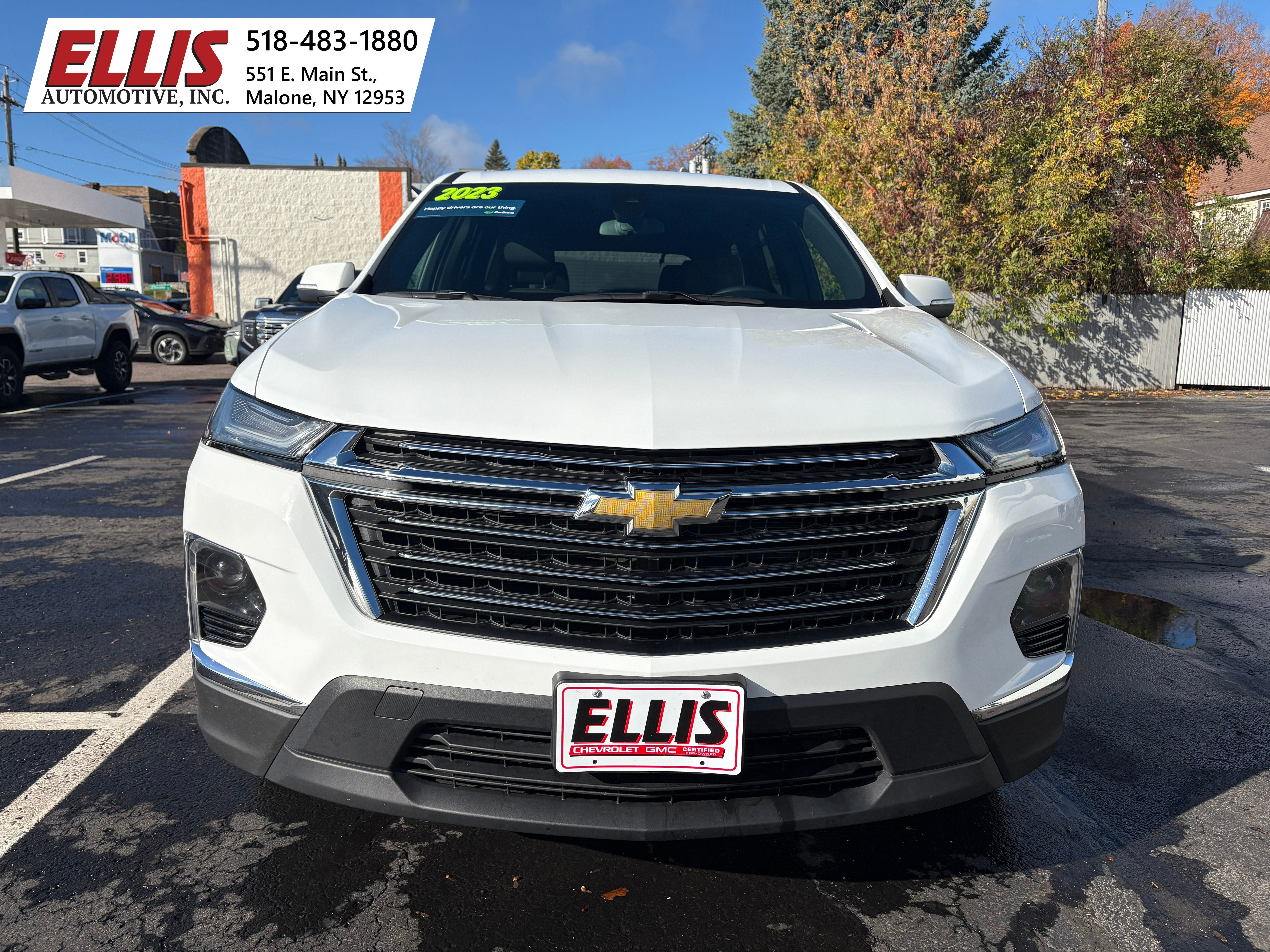 2023 Chevrolet Traverse LT Leather