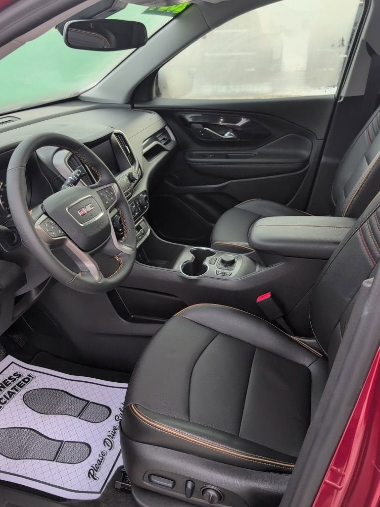 2024 GMC Terrain AT4