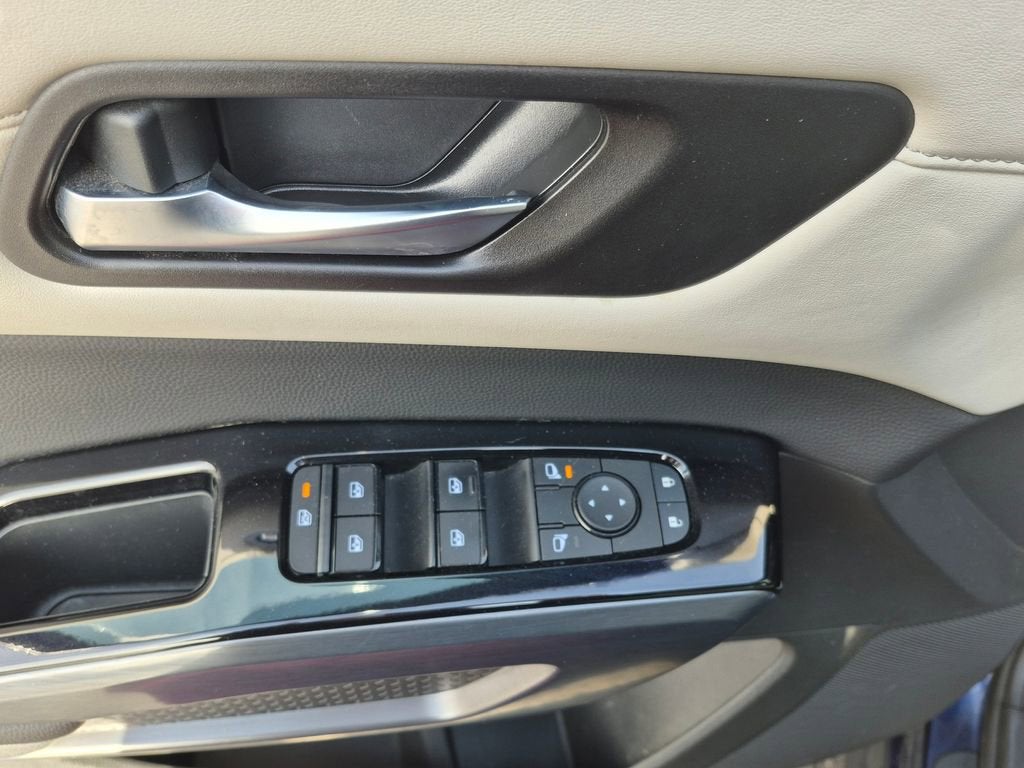 2022 Nissan Pathfinder SL 4WD