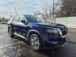 2022 Nissan Pathfinder SL 4WD