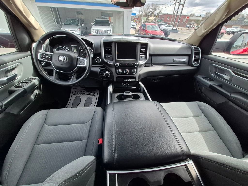 2020 RAM 1500 Big Horn Crew Cab 4x4 5'7" Box