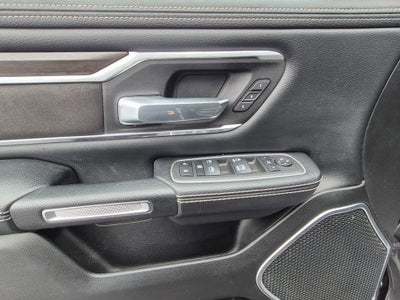 2022 RAM 1500 Laramie Crew Cab 4x4 5'7" Box