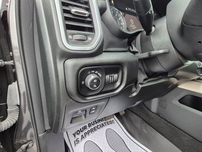 2022 RAM 1500 Laramie Crew Cab 4x4 5'7" Box