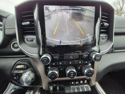 2022 RAM 1500 Laramie Crew Cab 4x4 5'7" Box