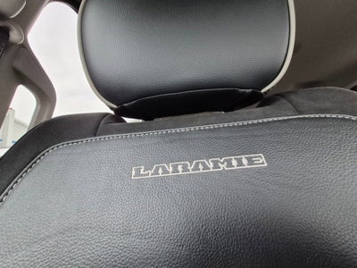2022 RAM 1500 Laramie Crew Cab 4x4 5'7" Box
