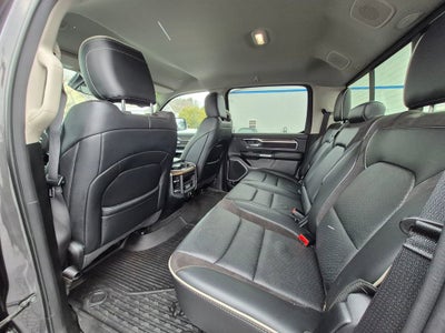2022 RAM 1500 Laramie Crew Cab 4x4 5'7" Box