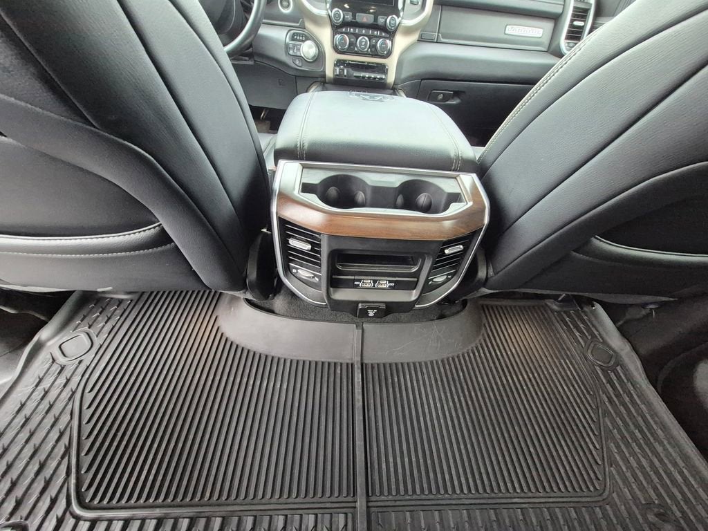 2022 RAM 1500 Laramie Crew Cab 4x4 5'7" Box