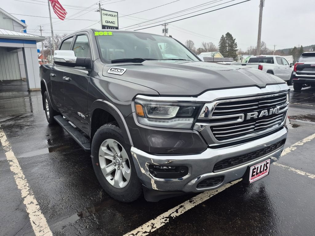 2022 RAM 1500 Laramie Crew Cab 4x4 5'7" Box
