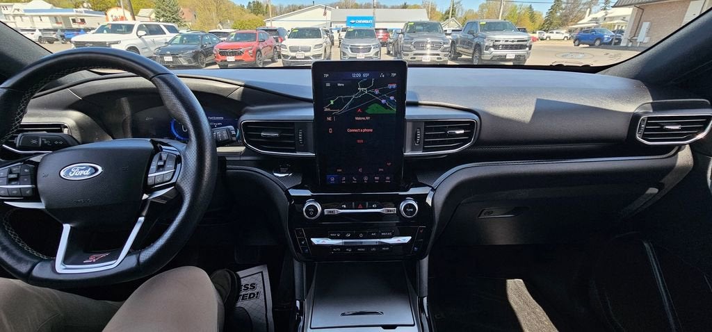 2022 Ford Explorer ST