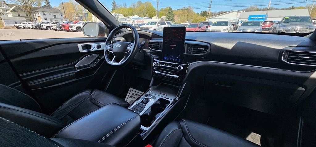 2022 Ford Explorer ST