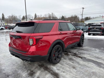 2022 Ford Explorer ST