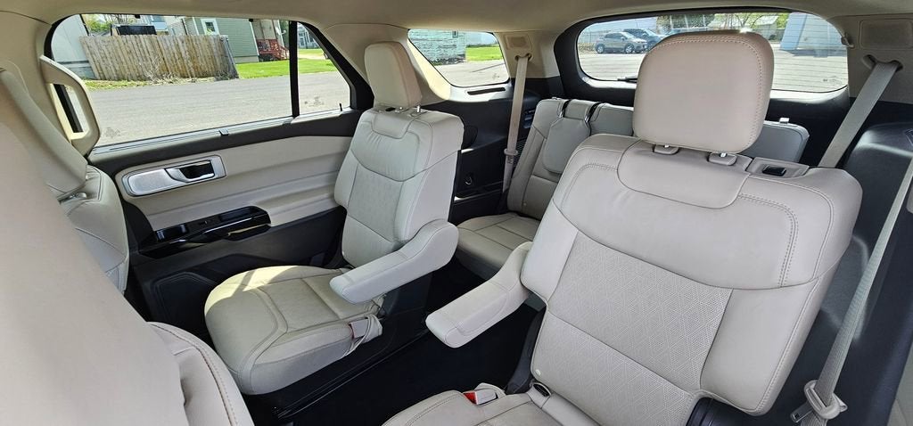 2022 Ford Explorer Platinum