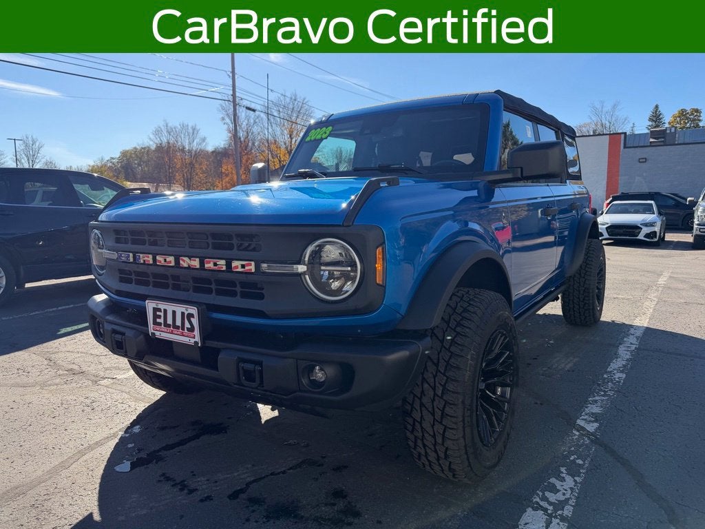 2023 Ford Bronco Base