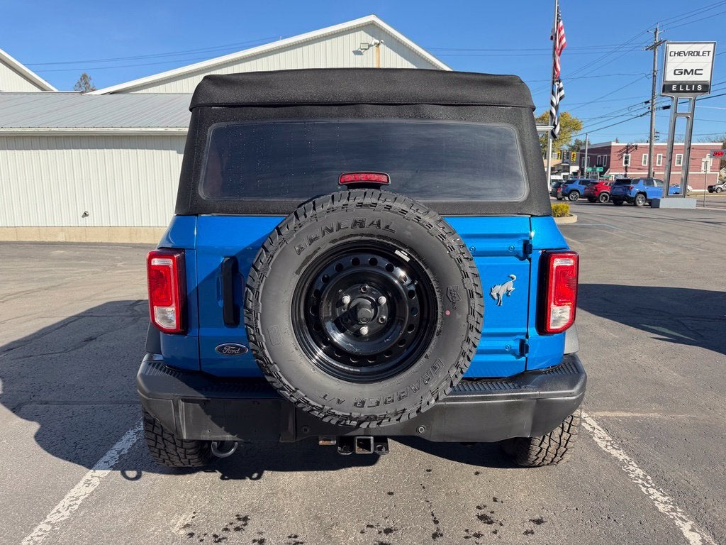 2023 Ford Bronco Base