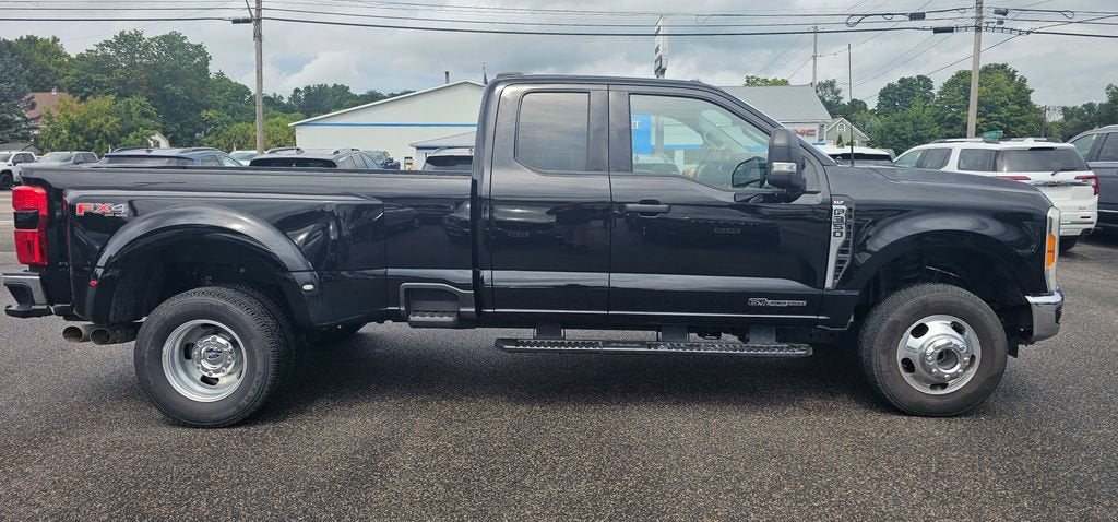 2023 Ford F-350 XLT