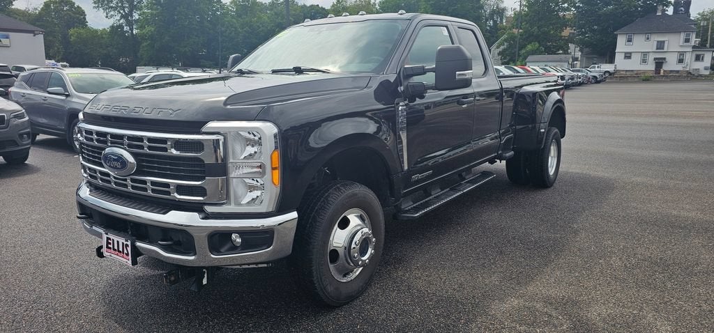 2023 Ford F-350 XLT