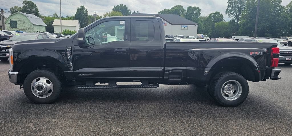 2023 Ford F-350 XLT