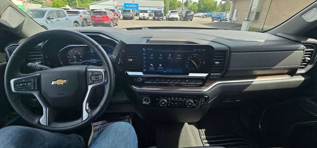 2023 Chevrolet Silverado 1500 LT (2FL)