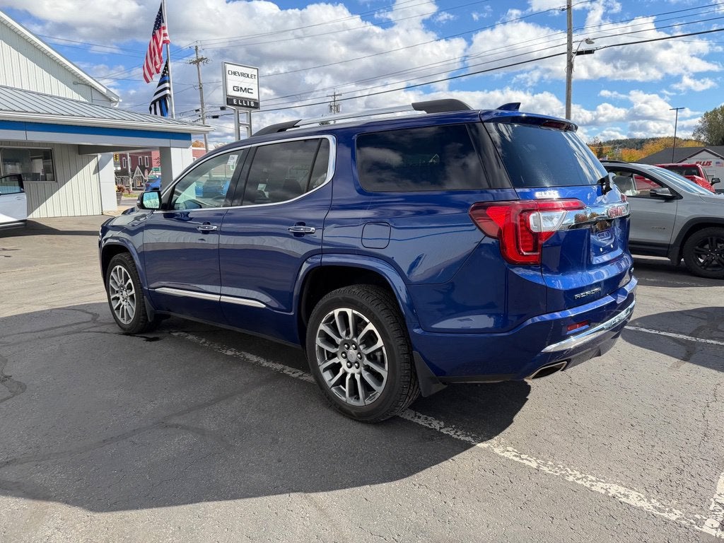 2023 GMC Acadia Denali