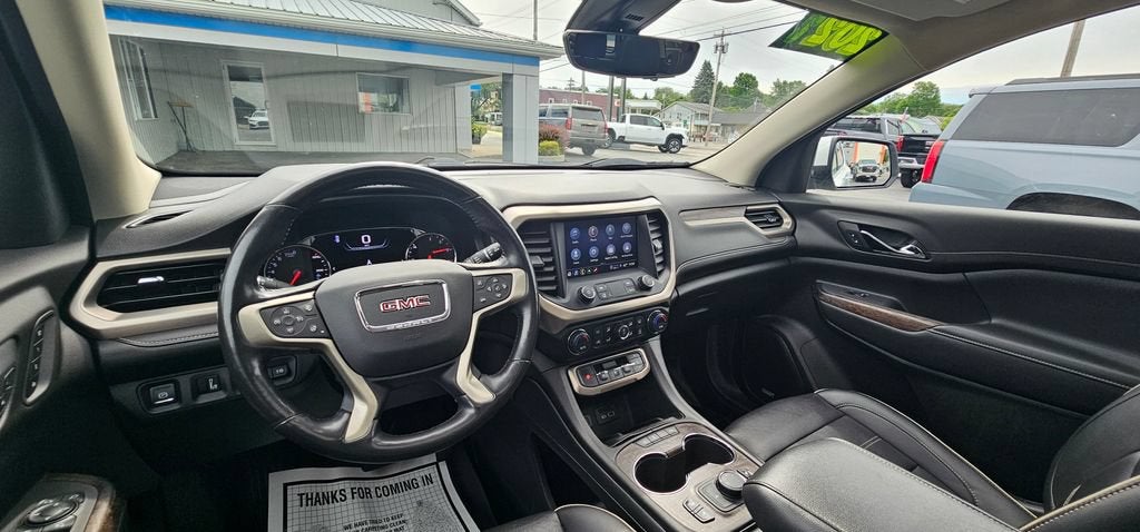 2022 GMC Acadia Denali
