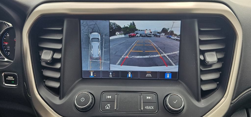 2022 GMC Acadia Denali