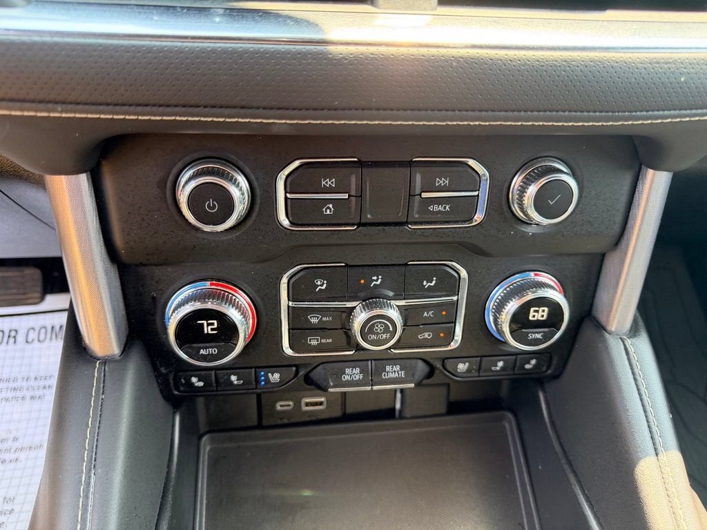 2024 GMC Yukon SLT