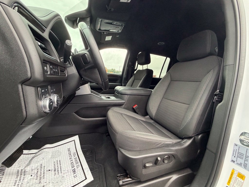 2024 GMC Yukon XL SLE