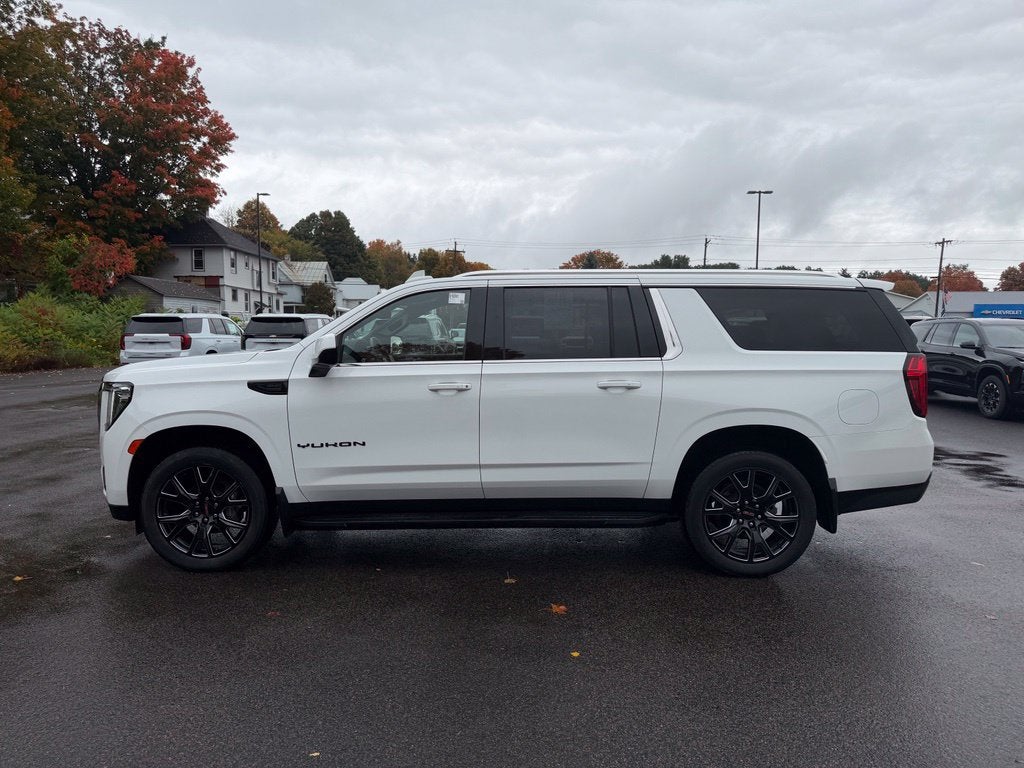 2024 GMC Yukon XL SLE