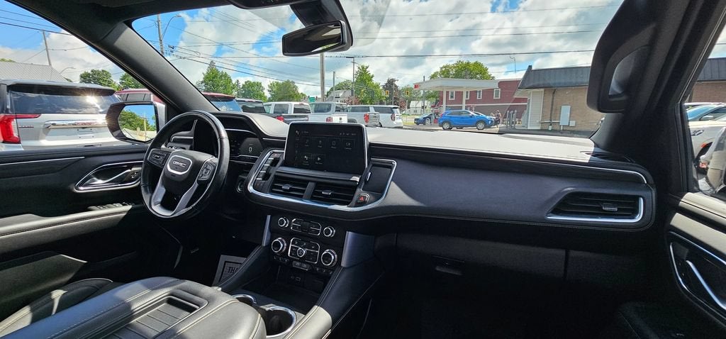 2022 GMC Yukon XL SLT