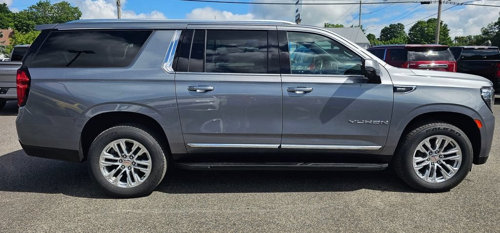 2022 GMC Yukon XL SLT
