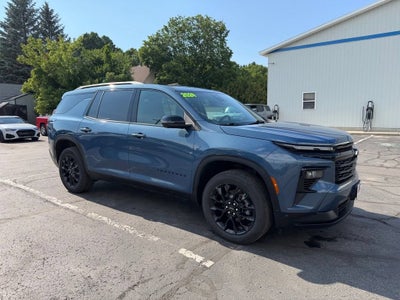 2024 Chevrolet Traverse LT