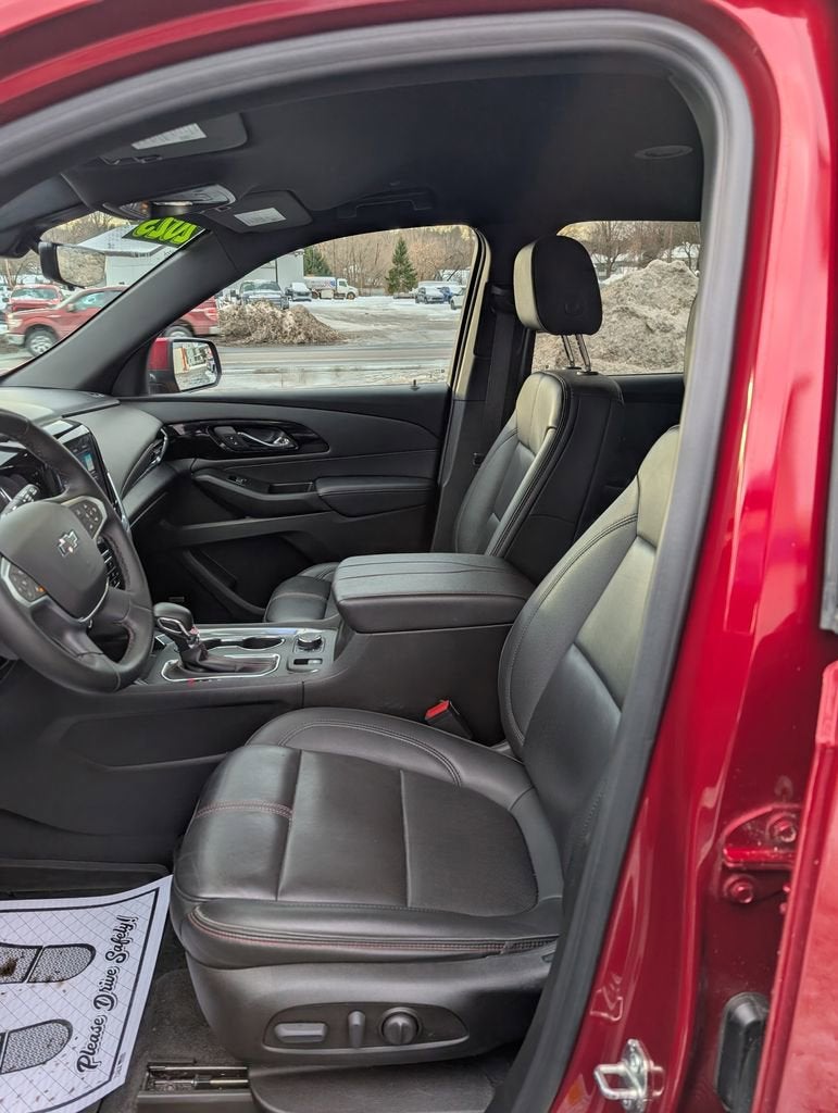 2023 Chevrolet Traverse RS