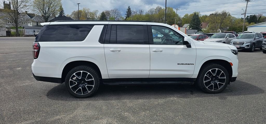 2024 Chevrolet Suburban RST