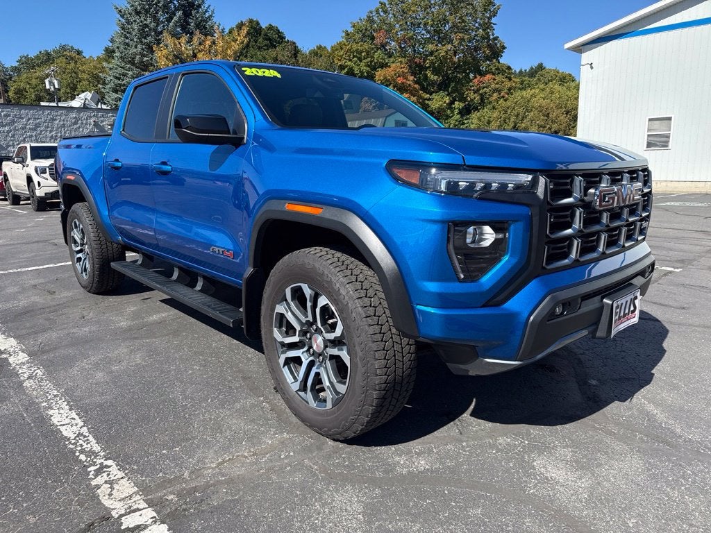 2024 GMC Canyon AT4
