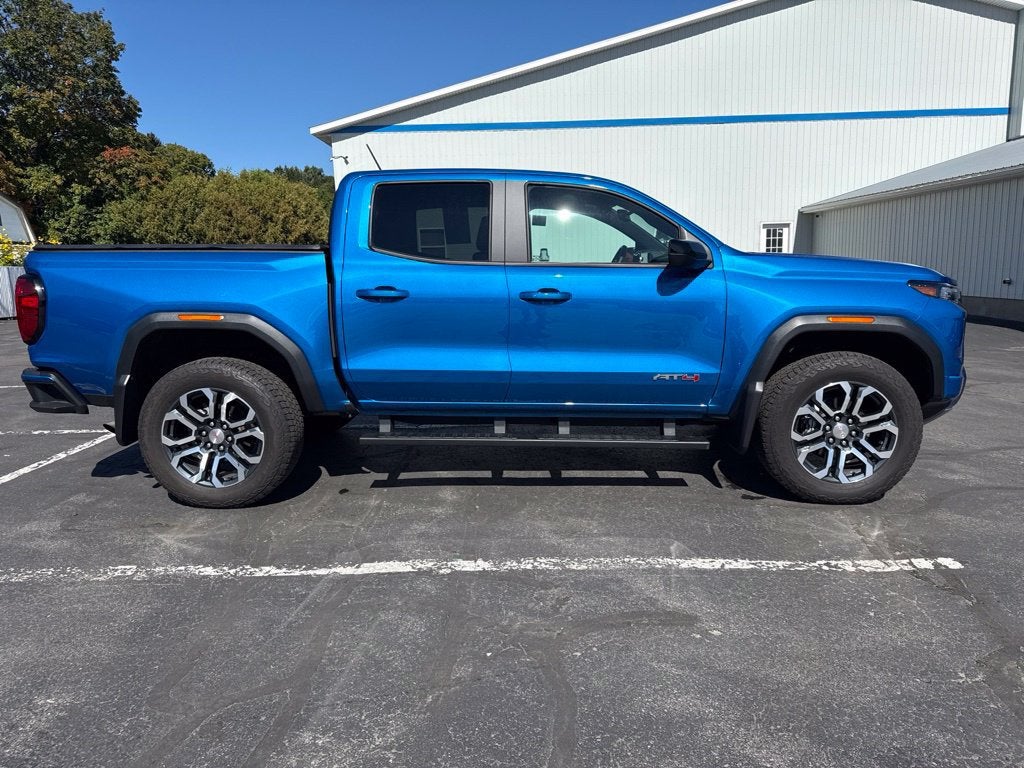 2024 GMC Canyon AT4