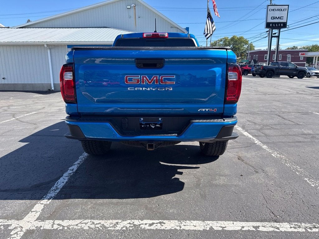 2024 GMC Canyon AT4