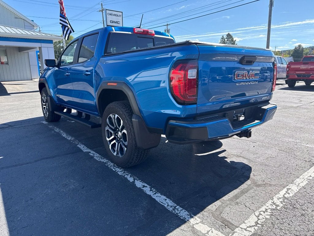 2024 GMC Canyon AT4