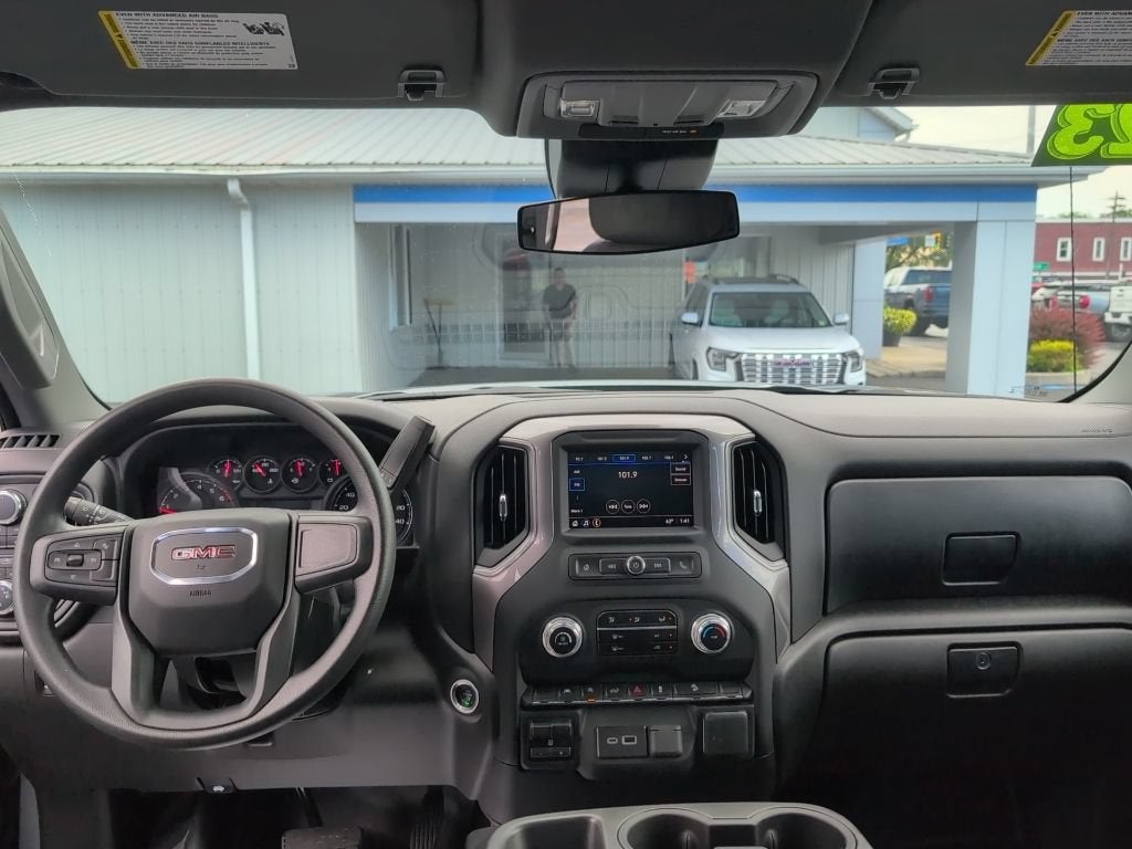 2023 GMC Sierra 1500 Pro