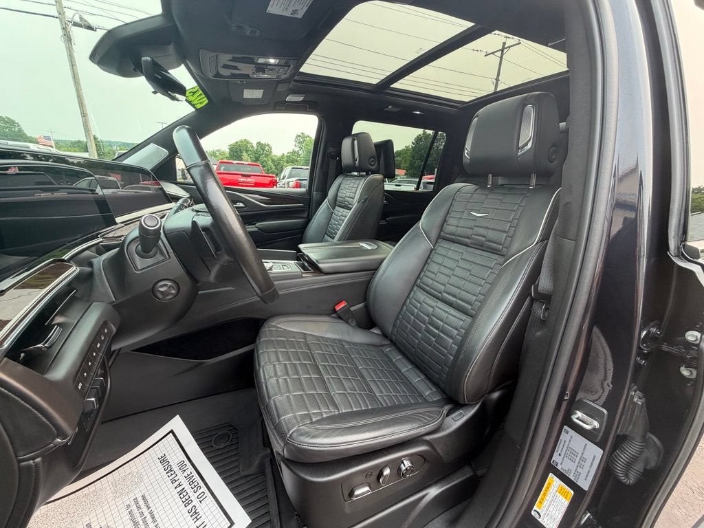 2023 Cadillac Escalade ESV Sport Platinum