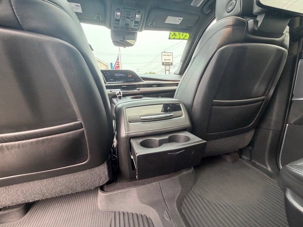 2023 Cadillac Escalade ESV Sport Platinum
