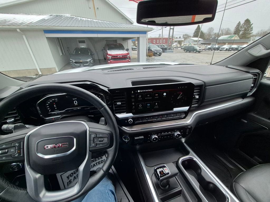 2023 GMC Sierra 1500 SLT