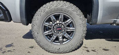 2025 GMC Sierra 1500 AT4X
